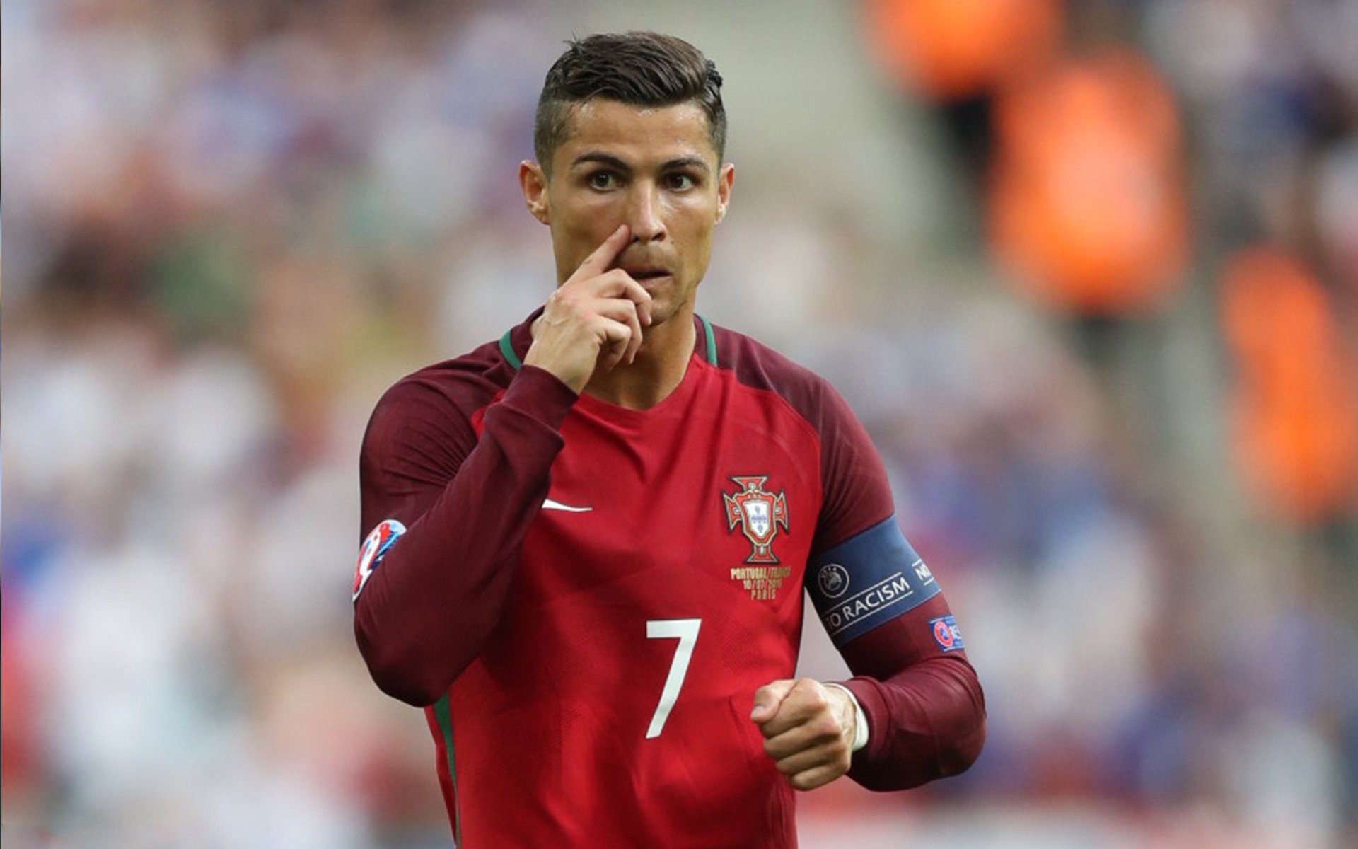 传奇宠儿：那些在欧冠舞台上留下浓墨重彩的球员，传奇欧洲杯